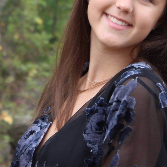 velvet floral romper - Picture 3 of 3